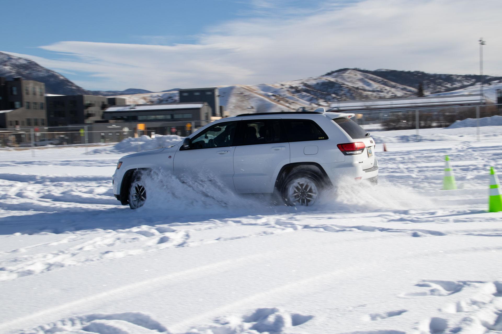 Vehicle dynamics training on low-grip surface